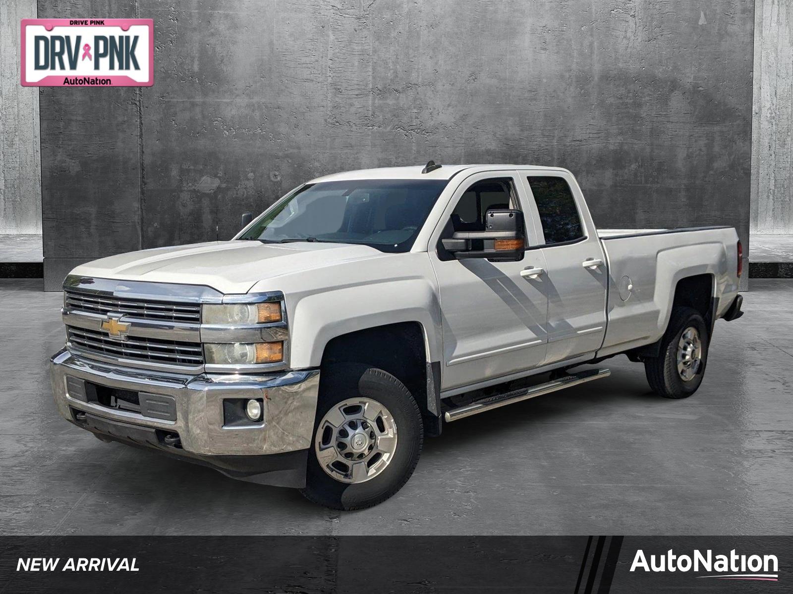 2015 Chevrolet Silverado 2500HD Built After Aug 14 Vehicle Photo in PEMBROKE PINES, FL 33024-6534