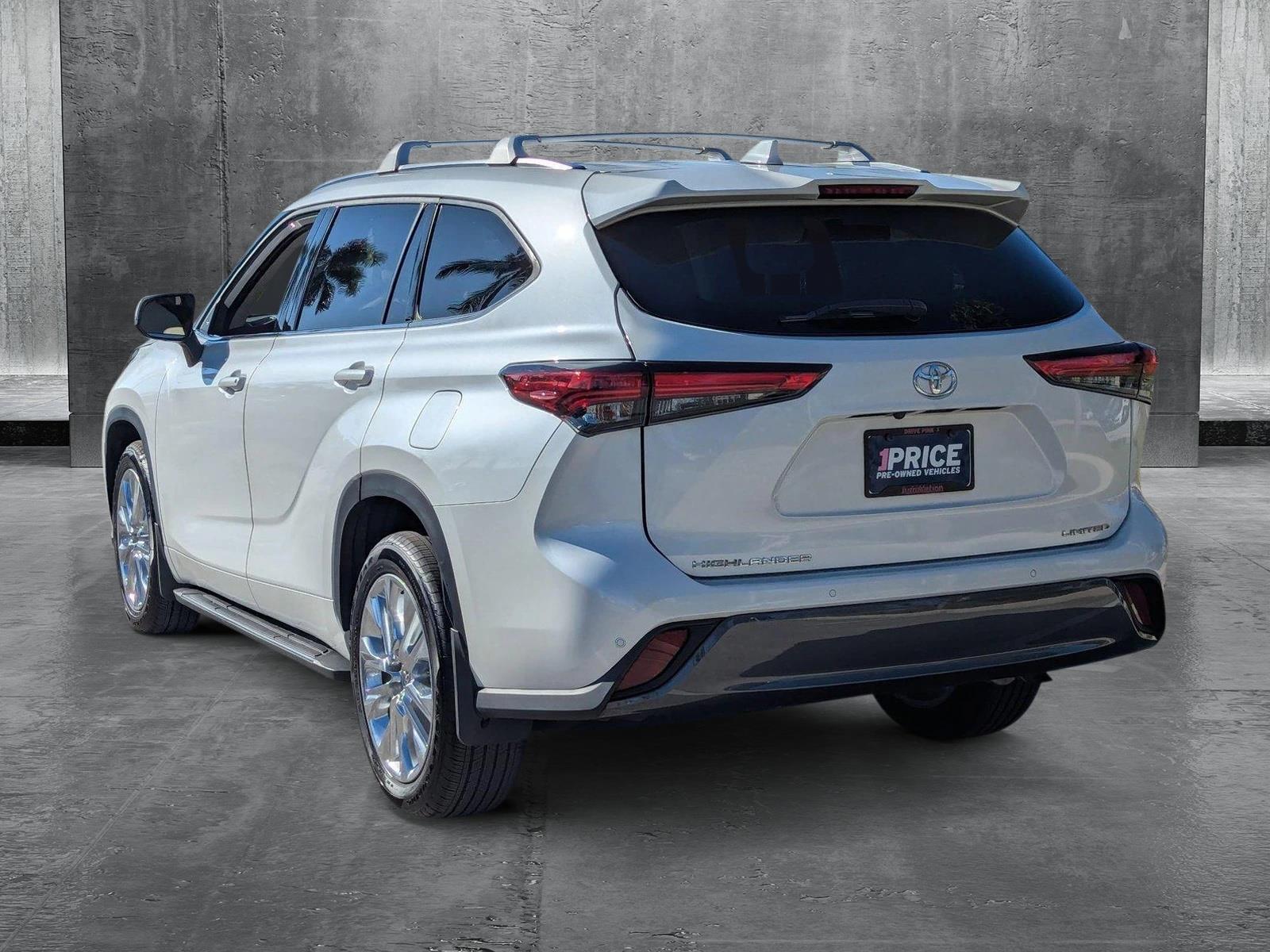 2021 Toyota Highlander Vehicle Photo in Delray Beach, FL 33444