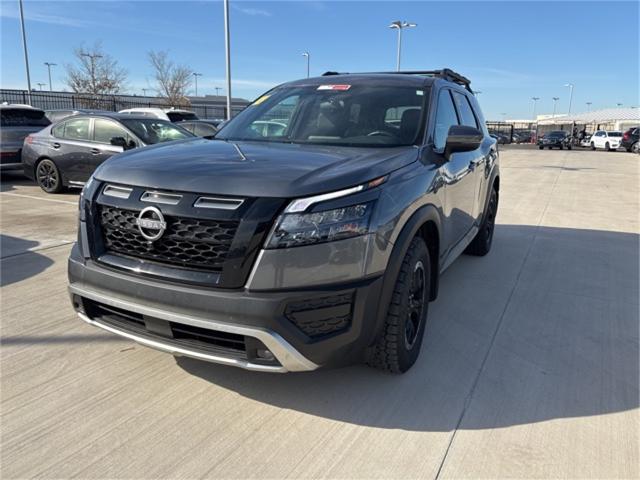 2024 Nissan Pathfinder Vehicle Photo in Grapevine, TX 76051