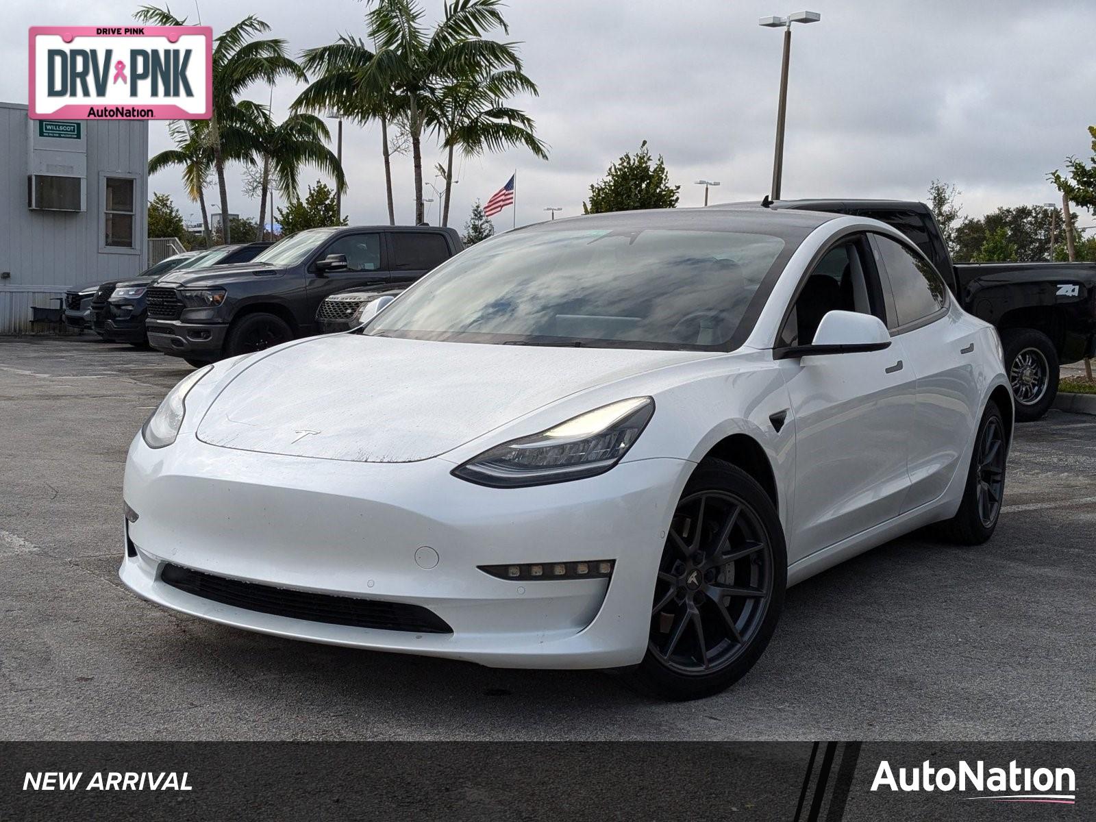 2022 Tesla Model 3 Vehicle Photo in Miami, FL 33015