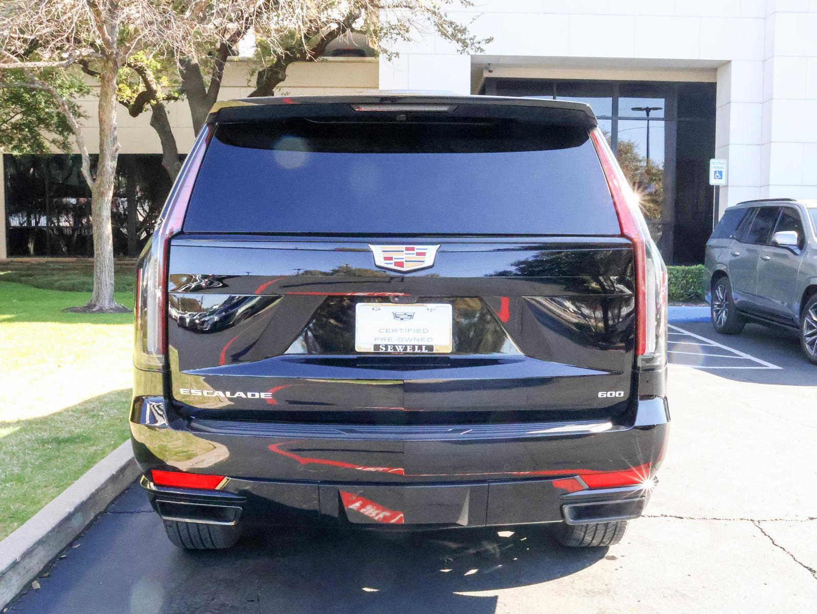 2024 Cadillac Escalade Vehicle Photo in DALLAS, TX 75209-3095