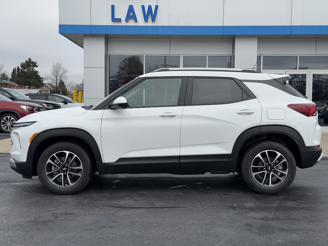 2025 Chevrolet Trailblazer Vehicle Photo in BOONVILLE, IN 47601-9633