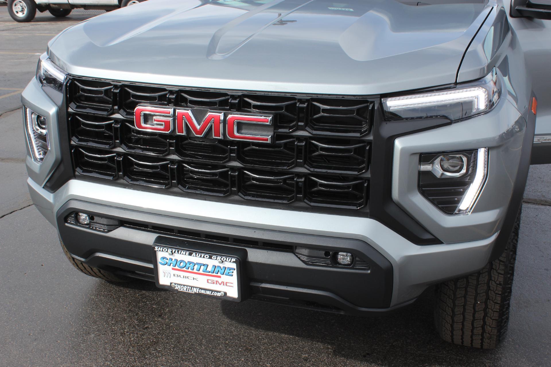2025 GMC Canyon Vehicle Photo in AURORA, CO 80012-4011
