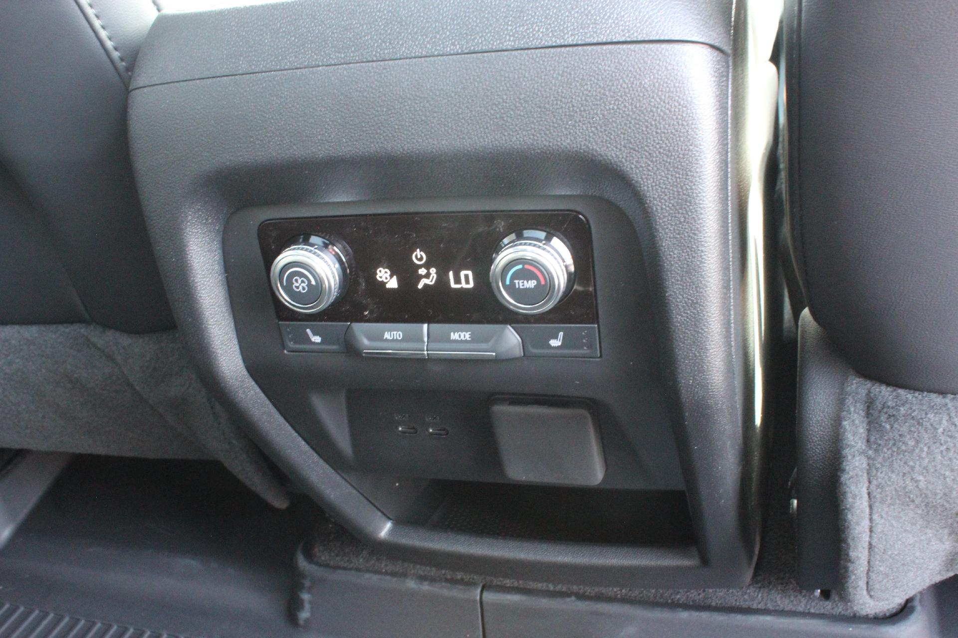 2025 GMC Acadia Vehicle Photo in AURORA, CO 80012-4011