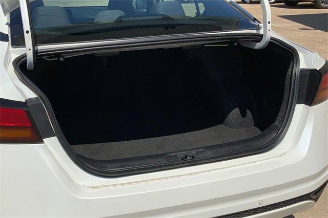 2023 Nissan Altima Vehicle Photo in TOPEKA, KS 66609-0000