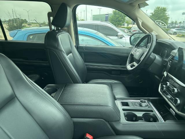 2023 Ford Expedition Vehicle Photo in Grapevine, TX 76051