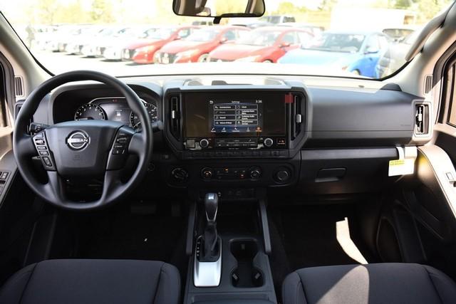 2025 Nissan Frontier Vehicle Photo in Ballwin, MO 63011