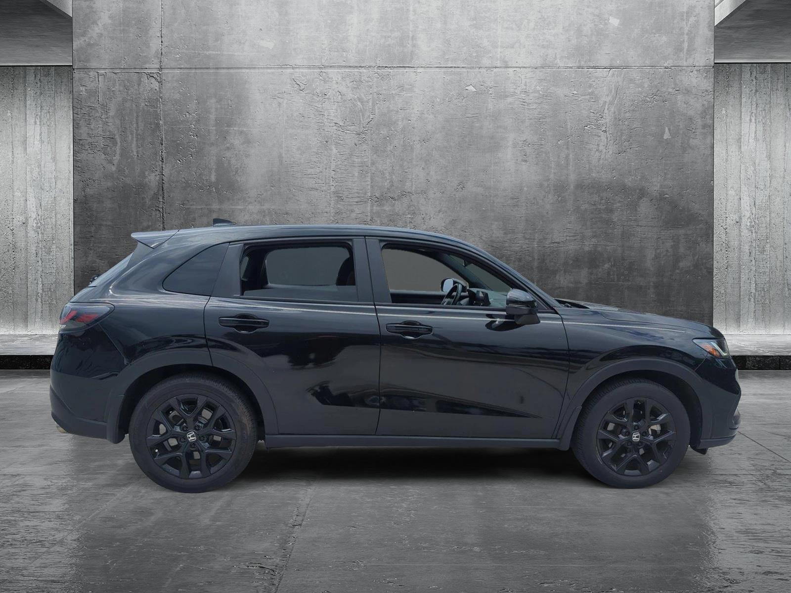 2024 Honda HR-V Vehicle Photo in Pembroke Pines, FL 33027