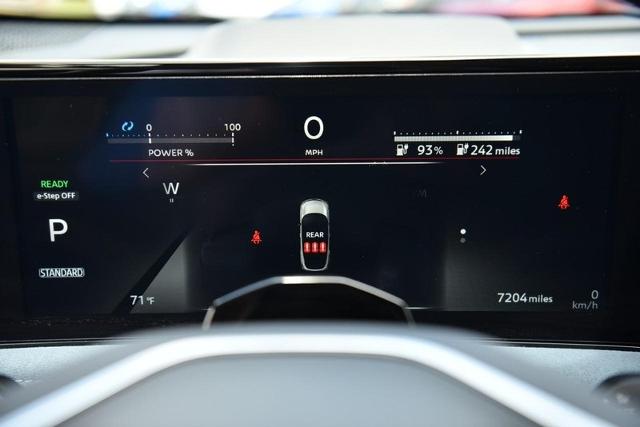 2023 Nissan ARIYA Vehicle Photo in Ballwin, MO 63011