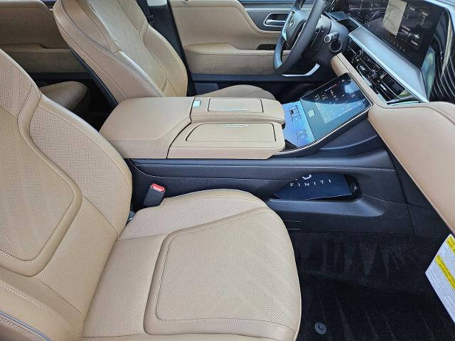 2025 INFINITI QX80 Vehicle Photo in Fort Worth, TX 76132