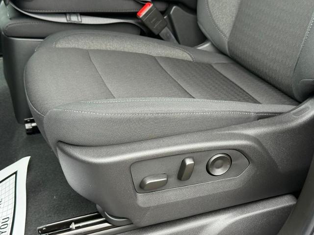 2025 Chevrolet Silverado 1500 Vehicle Photo in COLUMBIA, MO 65203-3903