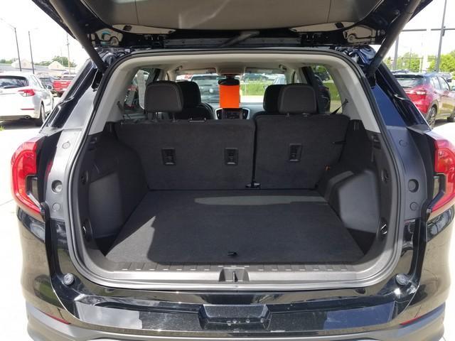 2022 GMC Terrain Vehicle Photo in ELYRIA, OH 44035-6349