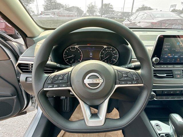 2025 Nissan Altima Vehicle Photo in Flemington, NJ 08822