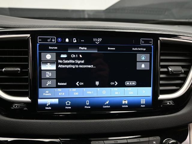 2023 Chrysler Pacifica Vehicle Photo in Cedar Rapids, IA 52402