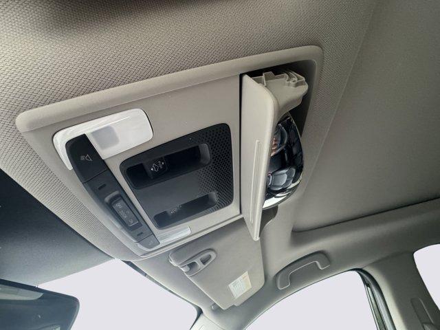 2023 Honda Pilot Vehicle Photo in LEOMINSTER, MA 01453-2952