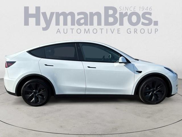 Used 2024 Tesla Model Y Long Range with VIN 7SAYGDEE1RF128579 for sale in Midlothian, VA