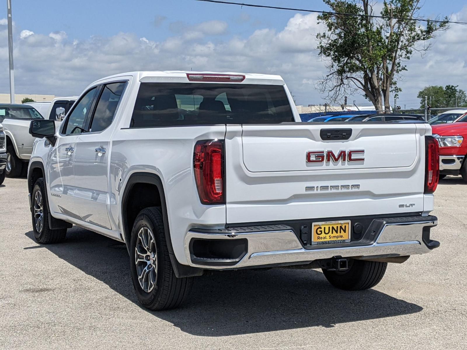 2024 GMC Sierra 1500 Vehicle Photo in Seguin, TX 78155