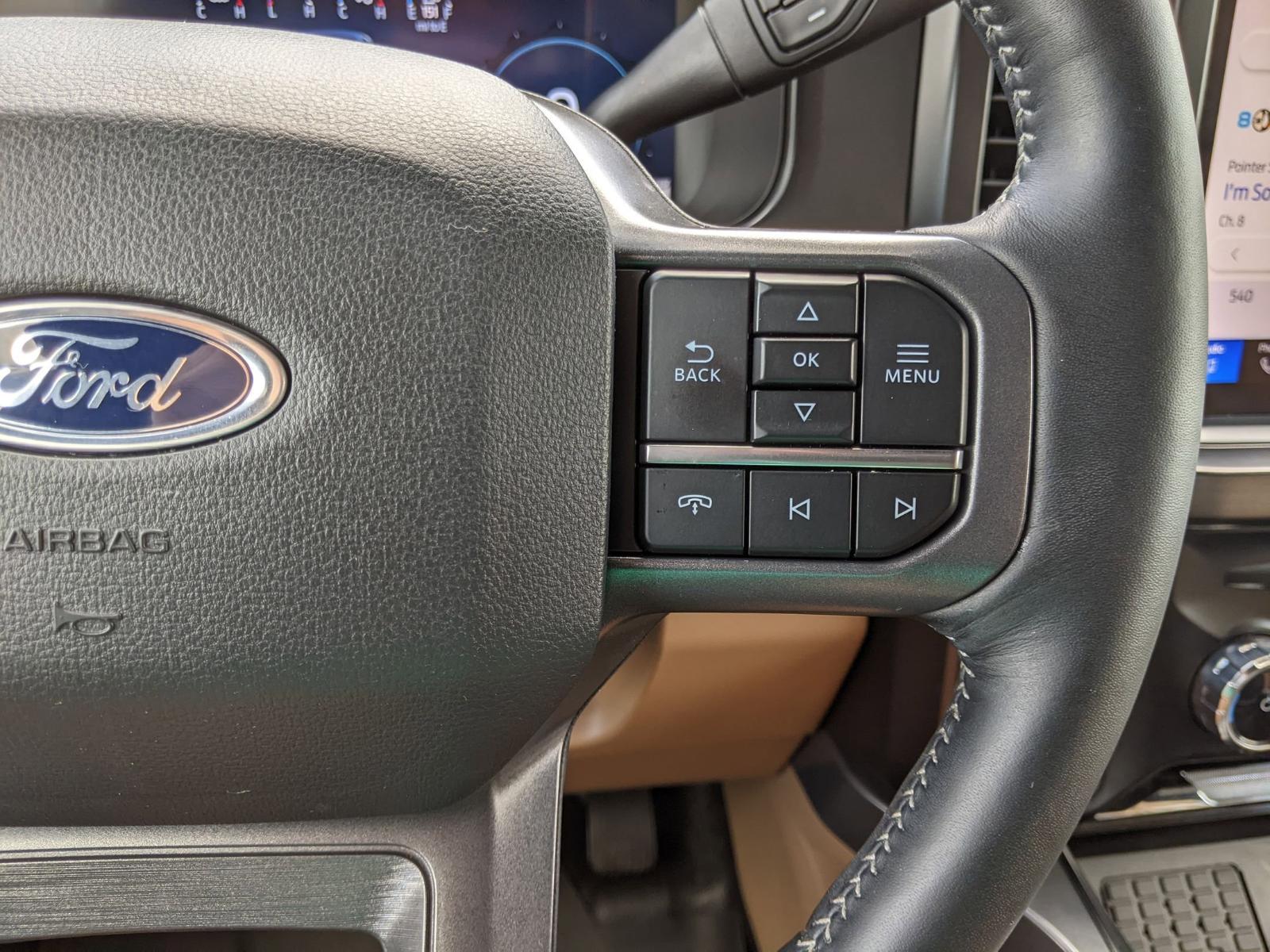 2024 Ford Super Duty F-250 SRW Vehicle Photo in Seguin, TX 78155