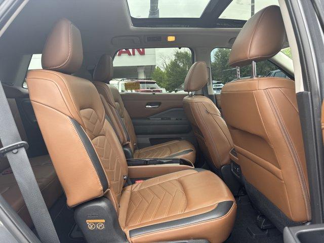 2023 Nissan Pathfinder Vehicle Photo in Flemington, NJ 08822