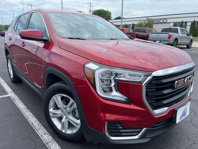 2024 GMC Terrain Vehicle Photo in GREEN BAY, WI 54304-5303