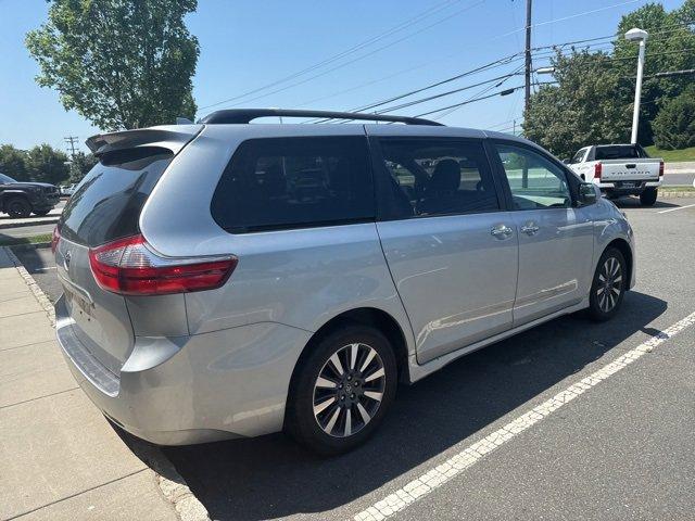 2020 Toyota Sienna Vehicle Photo in Flemington, NJ 08822