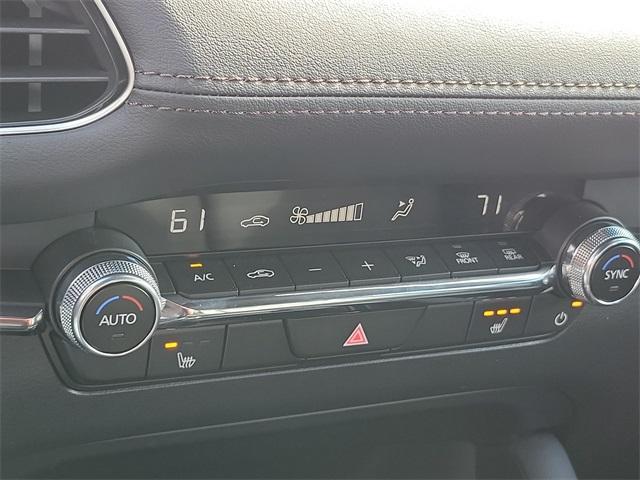 2024 Mazda3 Hatchback Vehicle Photo in New Bloomfield, PA 17068