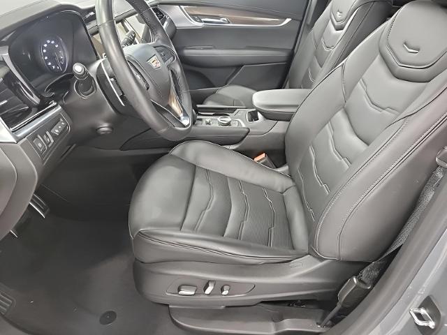 2024 Cadillac XT6 Vehicle Photo in GREEN BAY, WI 54303-3330