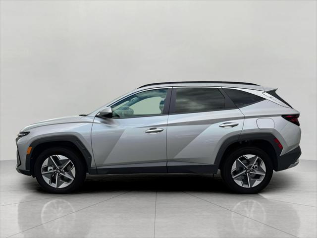 2025 Hyundai TUCSON Vehicle Photo in Green Bay, WI 54304