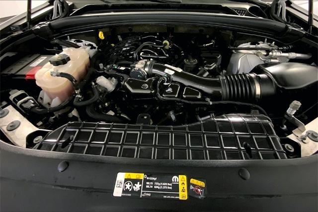 2023 Jeep Grand Cherokee Vehicle Photo in Kansas City, MO 64114