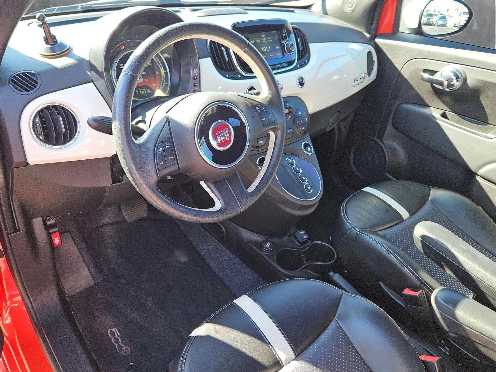 2018 FIAT 500e Vehicle Photo in MESA, AZ 85206-4395