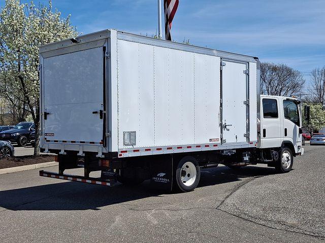 2024 Chevrolet Low Cab Forward 4500 Vehicle Photo in DANBURY, CT 06810-5034