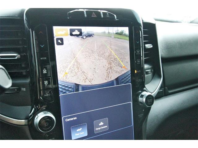 2024 Ram 3500 Vehicle Photo in ROSENBERG, TX 77471