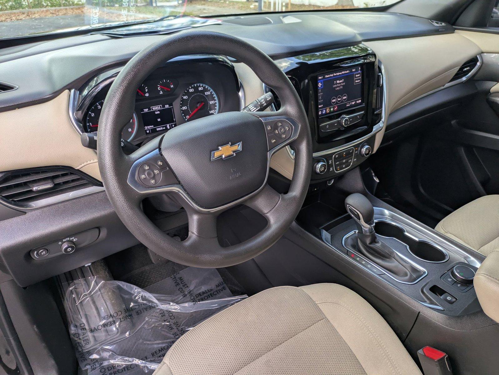 2023 Chevrolet Traverse Vehicle Photo in GREENACRES, FL 33463-3207