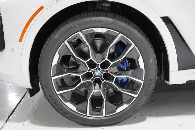 2025 BMW X7 xDrive40i Vehicle Photo in GRAPEVINE, TX 76051
