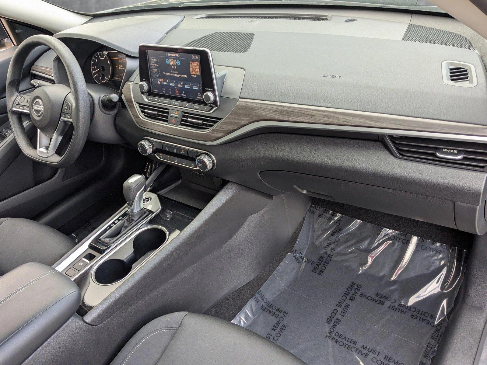2024 Nissan Altima Vehicle Photo in Pembroke Pines , FL 33084