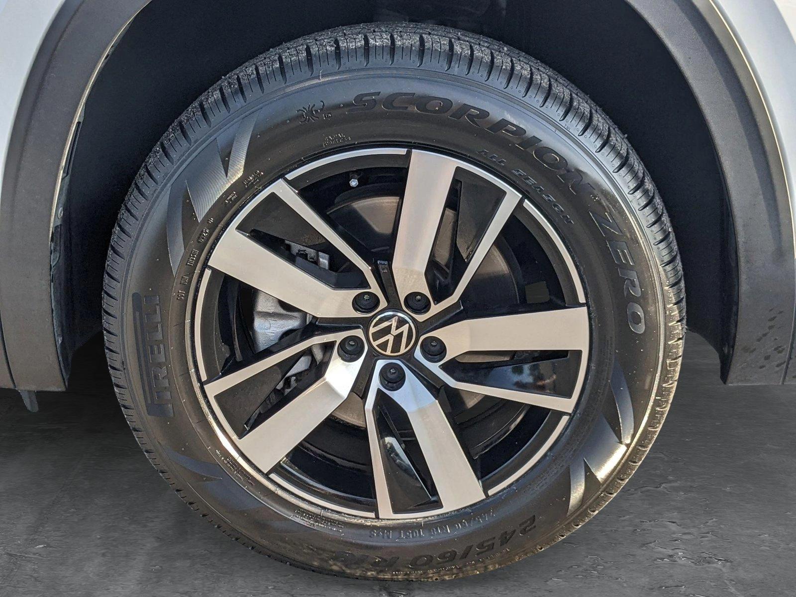 2022 Volkswagen Atlas Vehicle Photo in Orlando, FL 32811