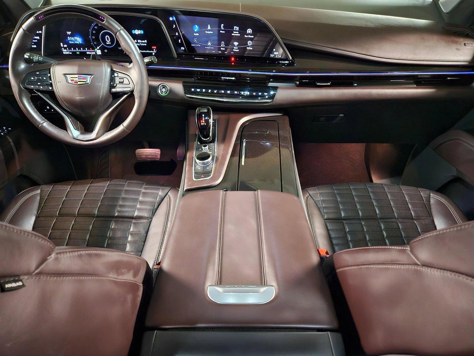 2023 Cadillac Escalade Vehicle Photo in Tampa, FL 33614