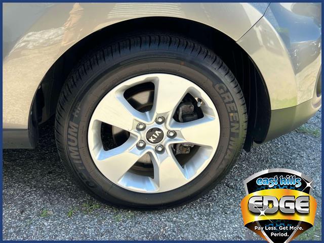 2019 Kia Soul Vehicle Photo in Roslyn, NY 11576