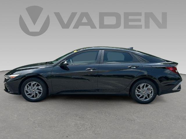 2024 Hyundai ELANTRA Vehicle Photo in Statesboro, GA 30458