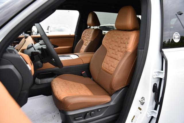 2025 Nissan Armada Vehicle Photo in Ballwin, MO 63011