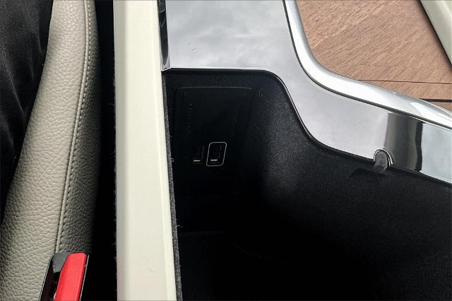 2022 Volvo XC90 Vehicle Photo in Houston, TX 77007