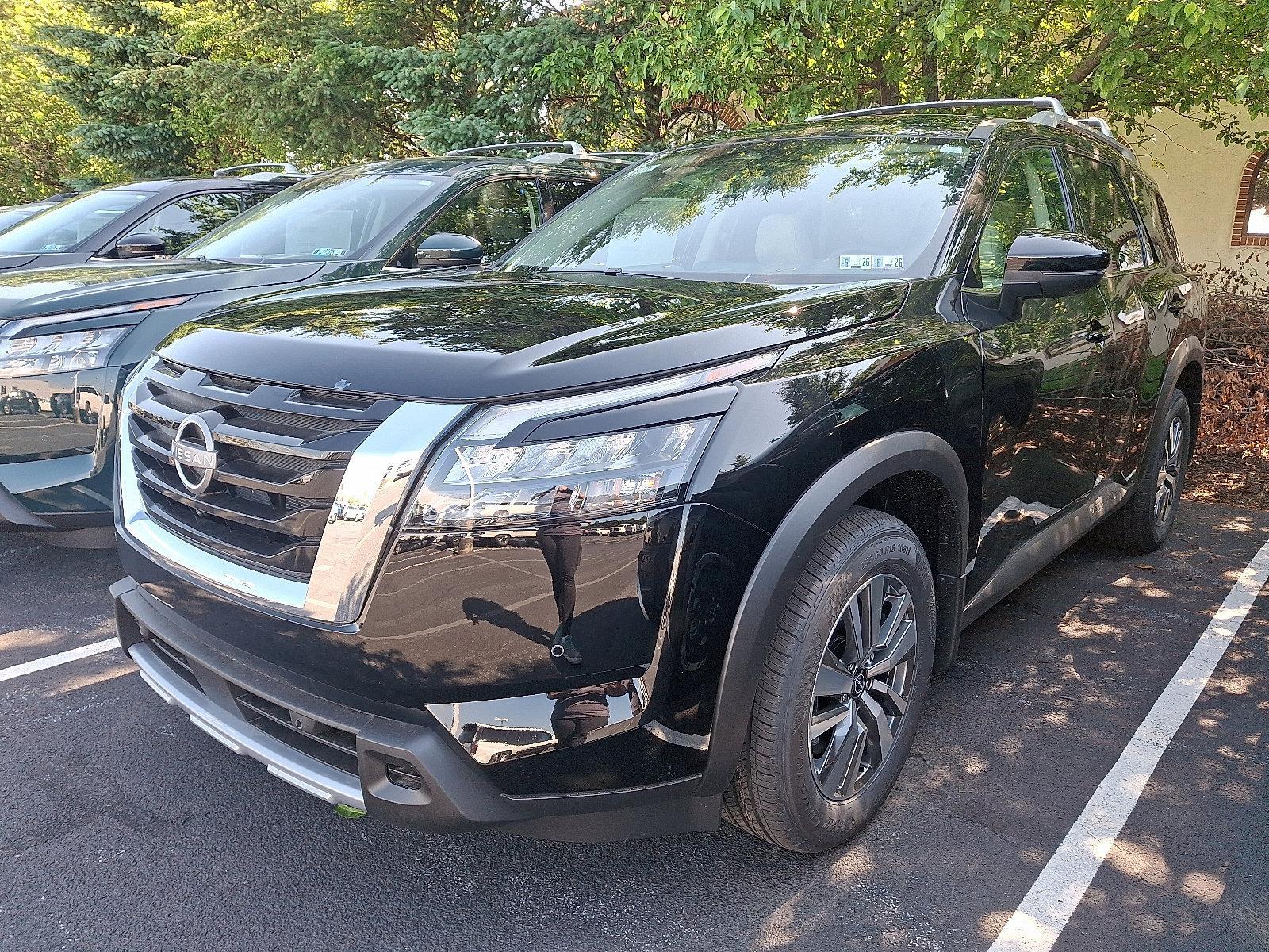 2025 Nissan Pathfinder Vehicle Photo in Harrisburg, PA 17111-1033
