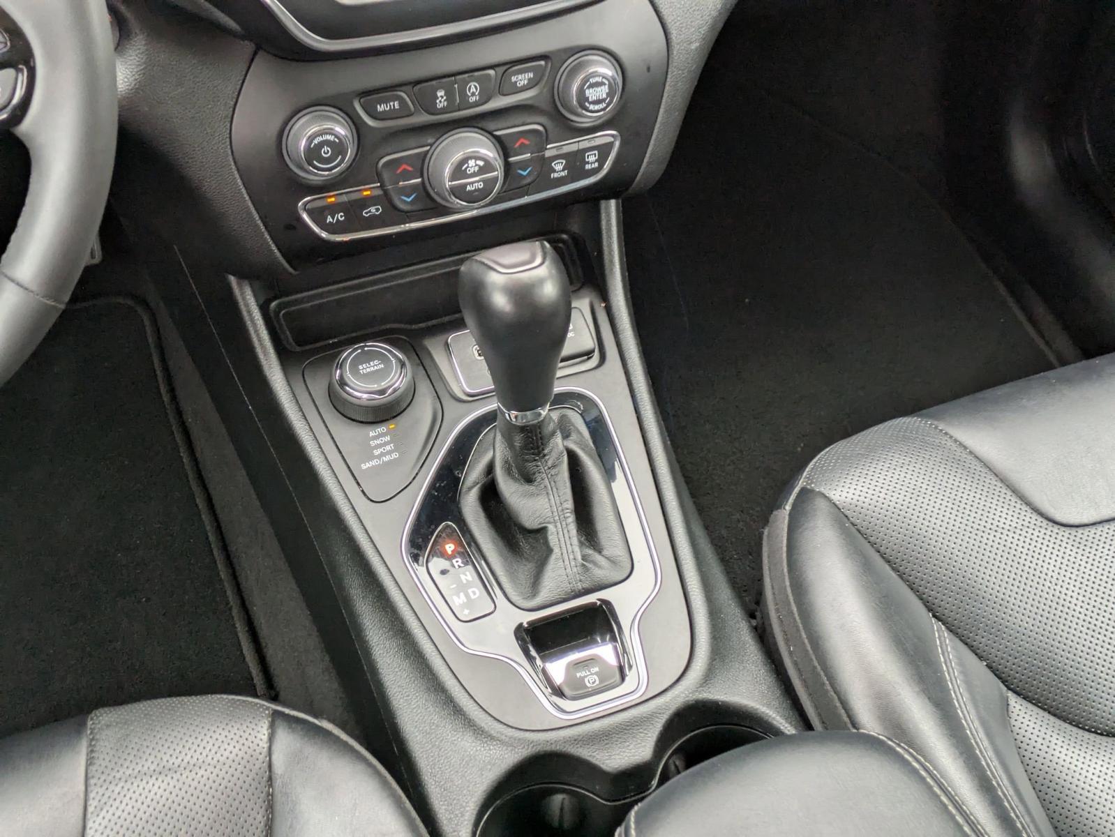 2023 Jeep Cherokee Vehicle Photo in SELMA, TX 78154-1460