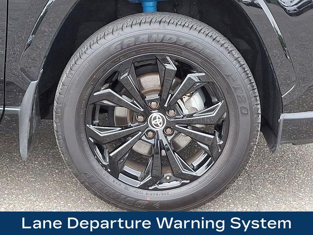 2023 Toyota RAV4 Hybrid Vehicle Photo in DANBURY, CT 06810-5034
