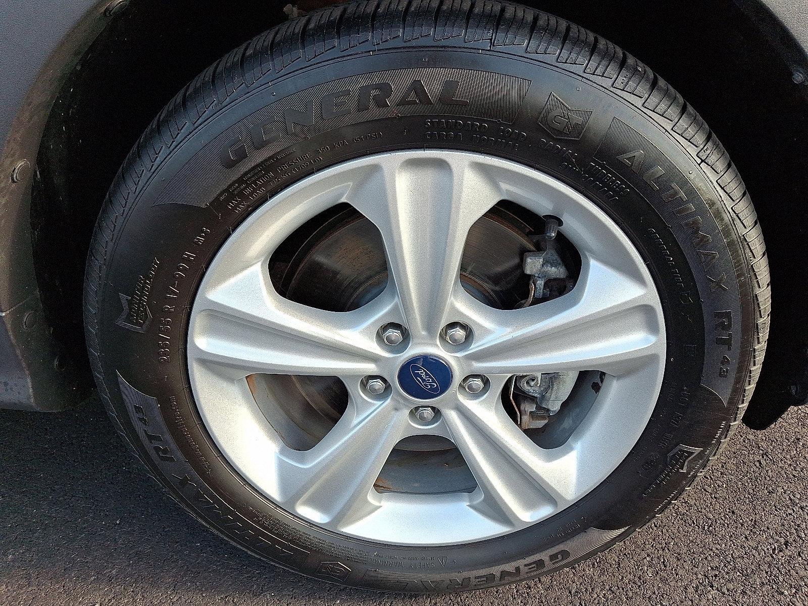 2015 Ford Escape Vehicle Photo in Easton, PA 18045