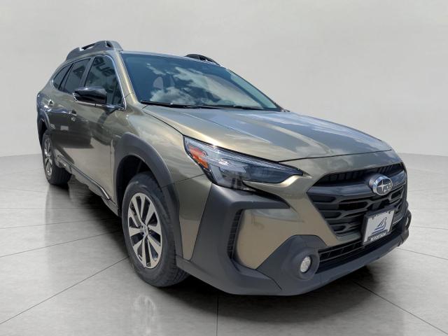 2025 Subaru Outback Vehicle Photo in Green Bay, WI 54304