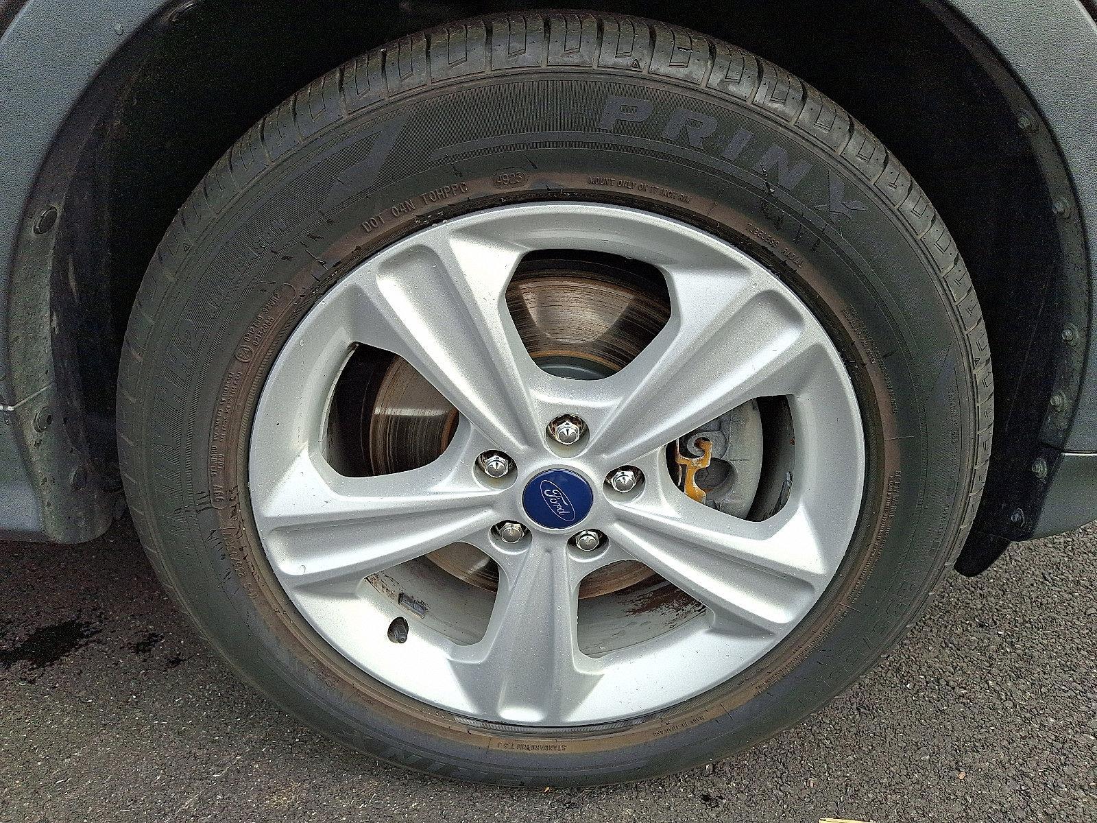 2015 Ford Escape Vehicle Photo in Easton, PA 18045
