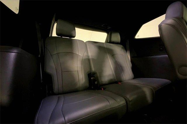2024 Buick Enclave Vehicle Photo in INDEPENDENCE, MO 64055-1377