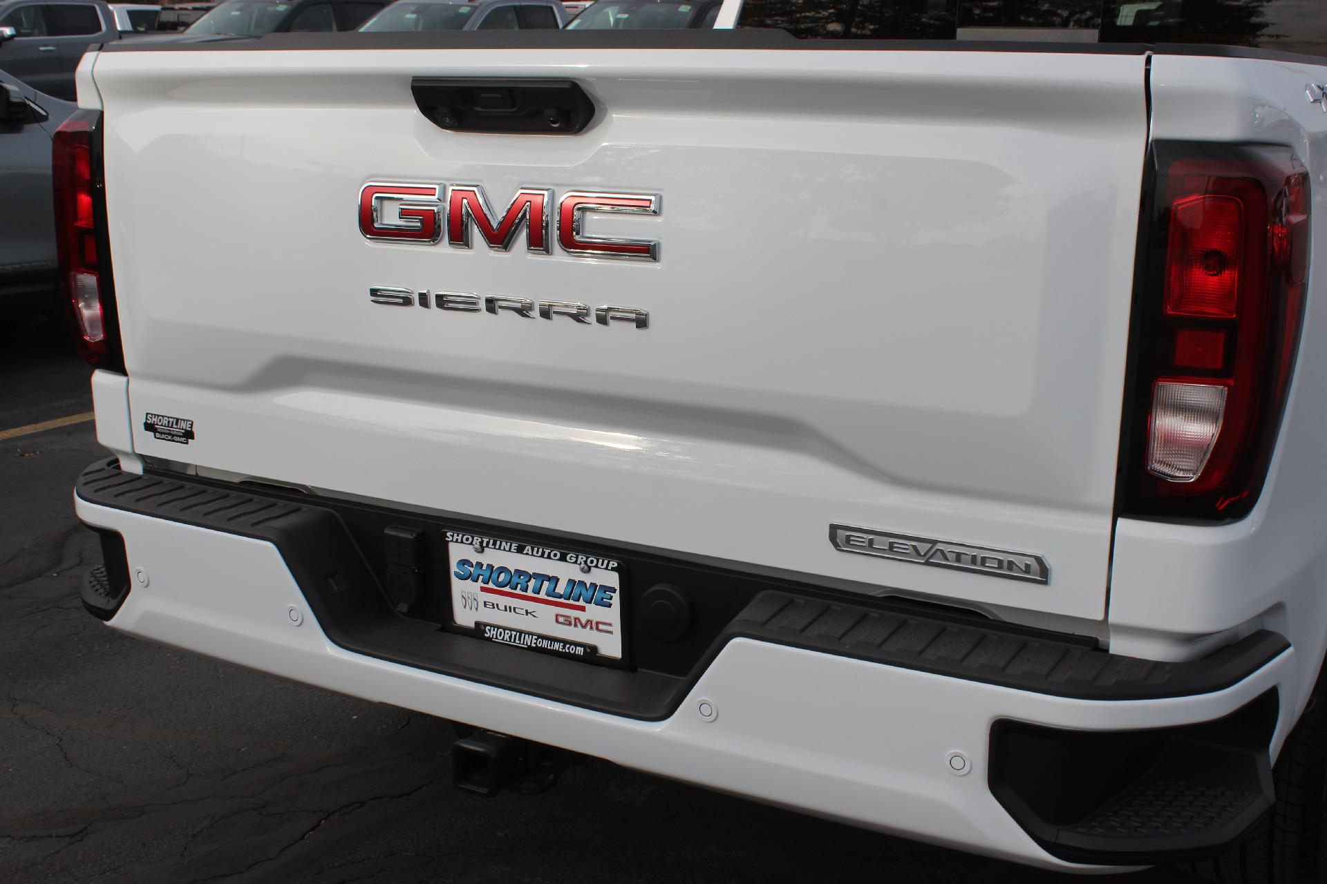 2025 GMC Sierra 1500 Vehicle Photo in AURORA, CO 80012-4011