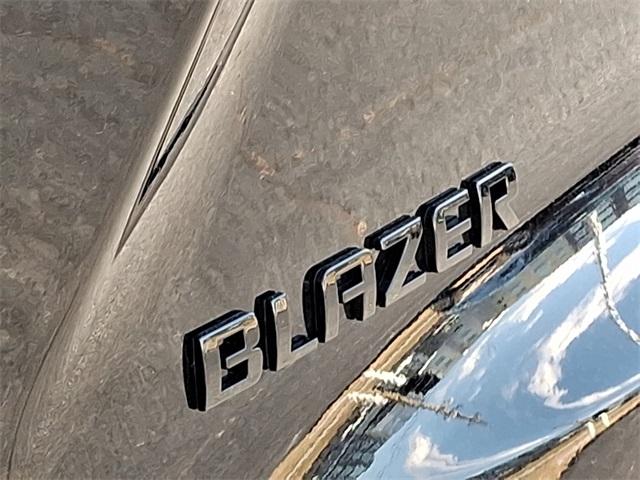 2025 Chevrolet Blazer Vehicle Photo in LEWES, DE 19958-4935